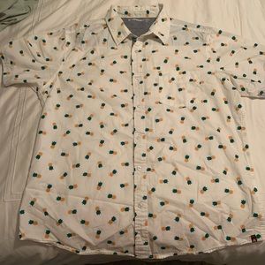 Airwalk Pineapple Short sleeve button down XL